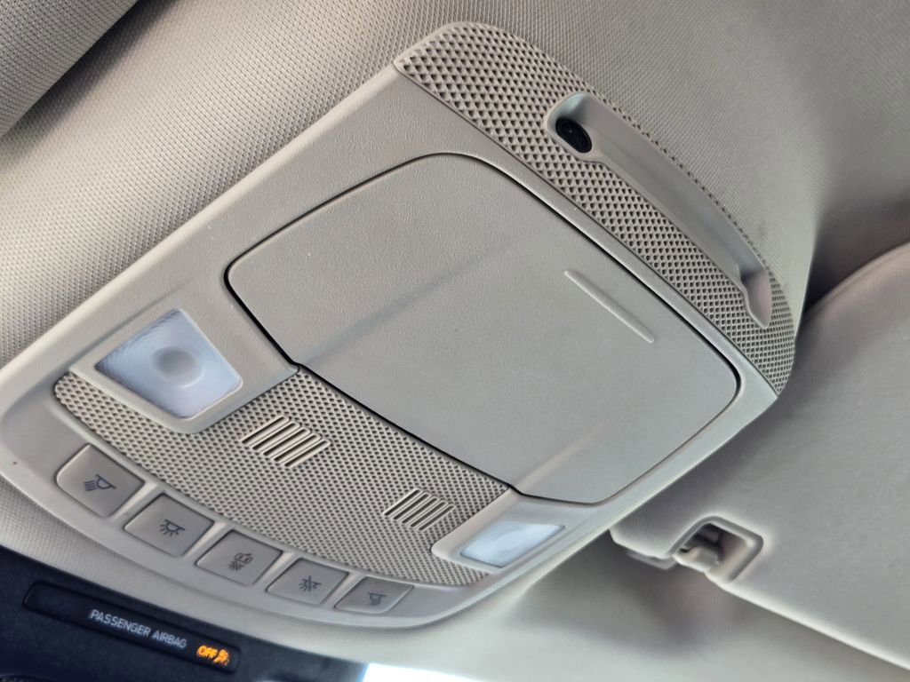 Used 2024 Ford Expedition XLT image 34