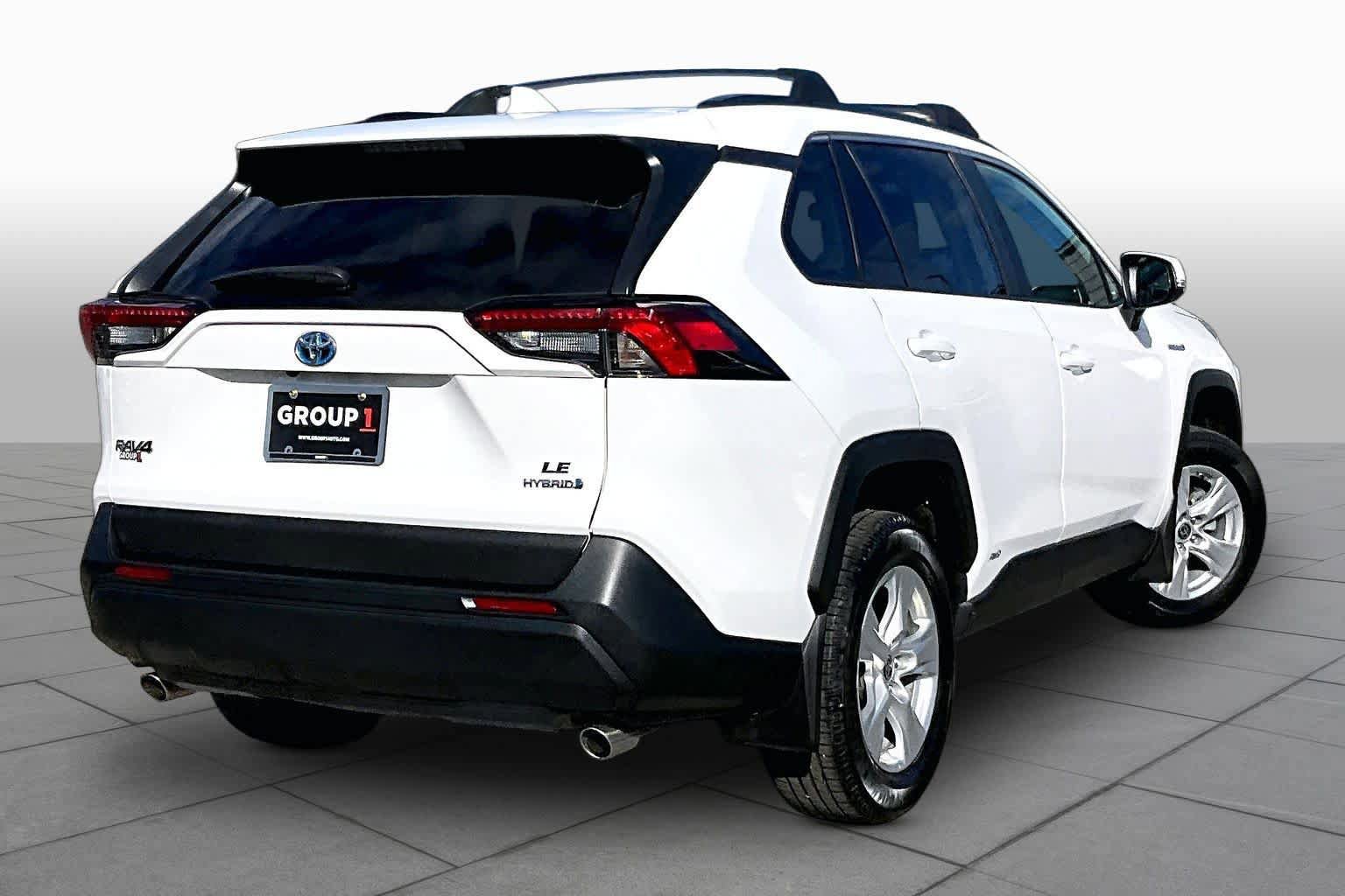 Certified 2021 Toyota RAV4 LE w/ Carpet Mat Package (TMS) AWD/4WD image 13