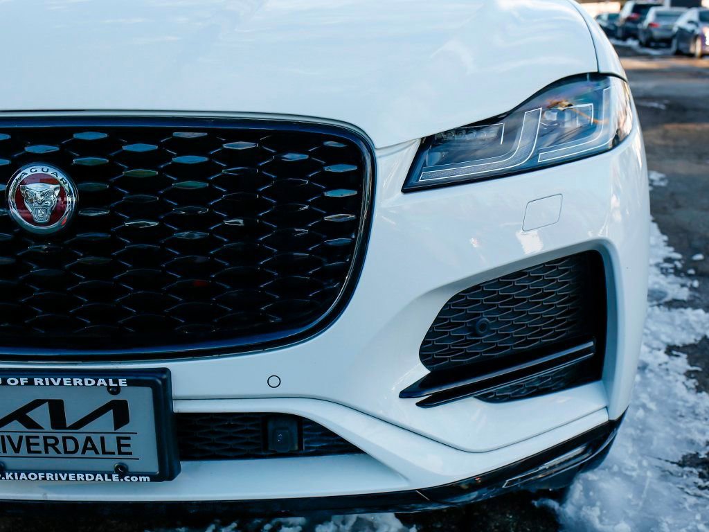 Used 2022 Jaguar F-PACE S AWD/4WD image 15