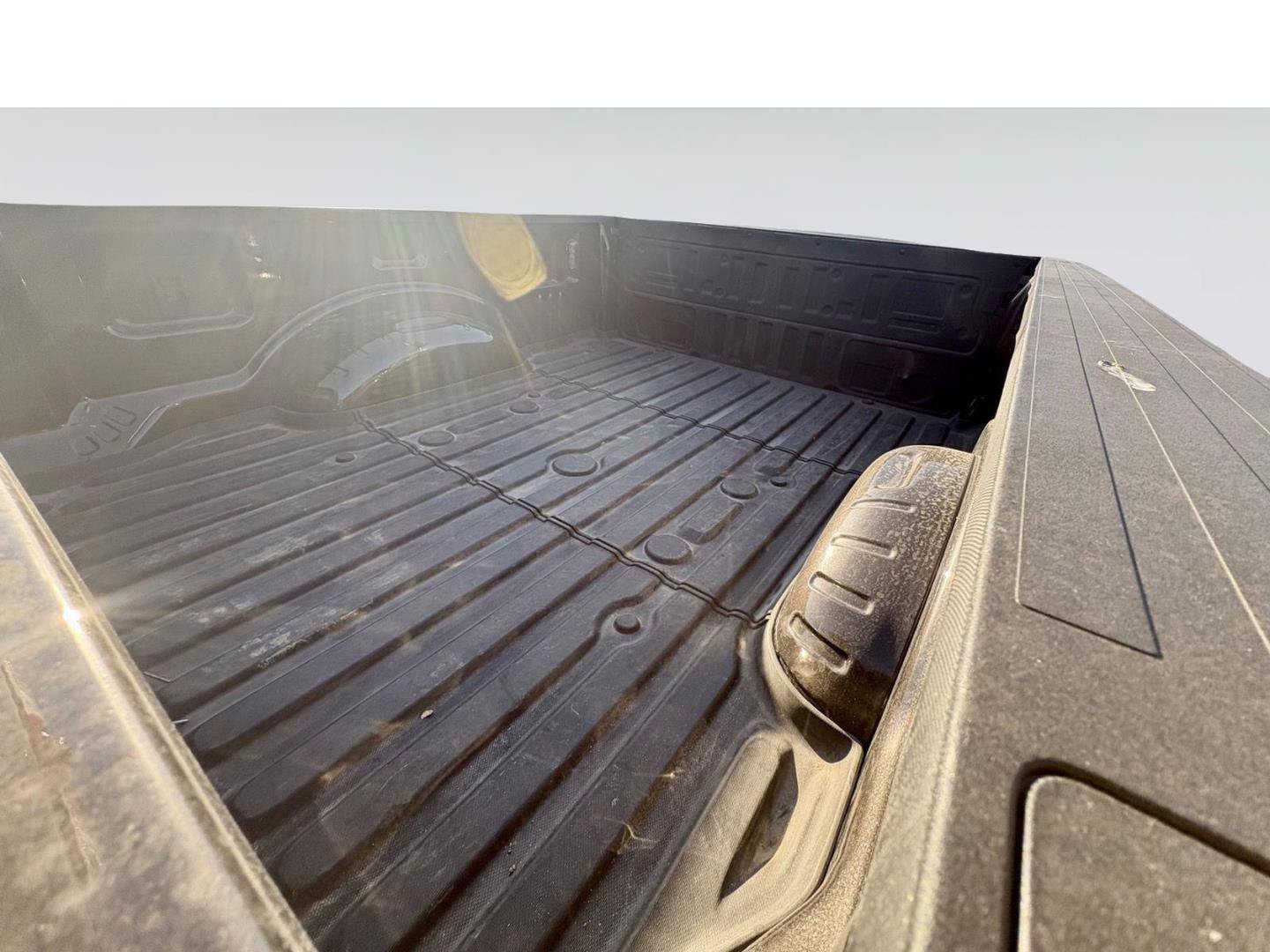 Used 2025 Ford F250 Lariat w/ FX4 Off-Road Package AWD/4WD image 11