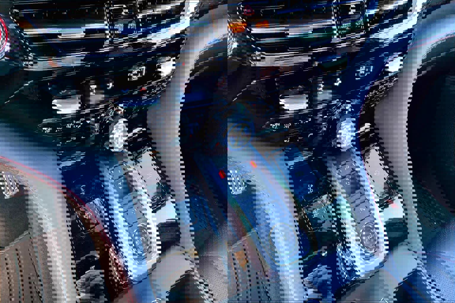 Used 2024 Acura MDX Type S image 31