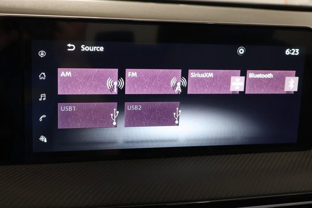 New 2025 Nissan Kicks SR w/ SR Premium Package image 19