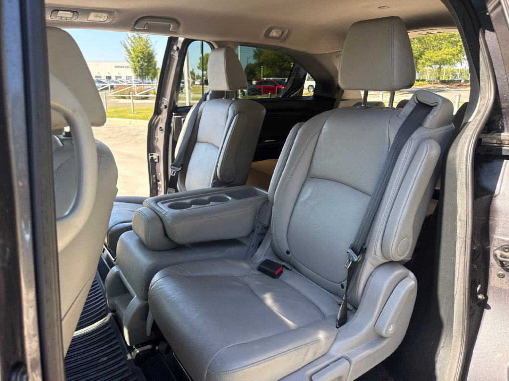 Certified 2020 Honda Odyssey Elite image 32