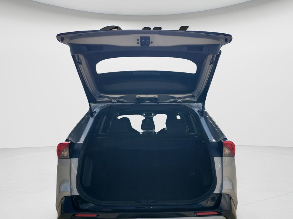 Certified 2023 Toyota RAV4 SE AWD/4WD image 9