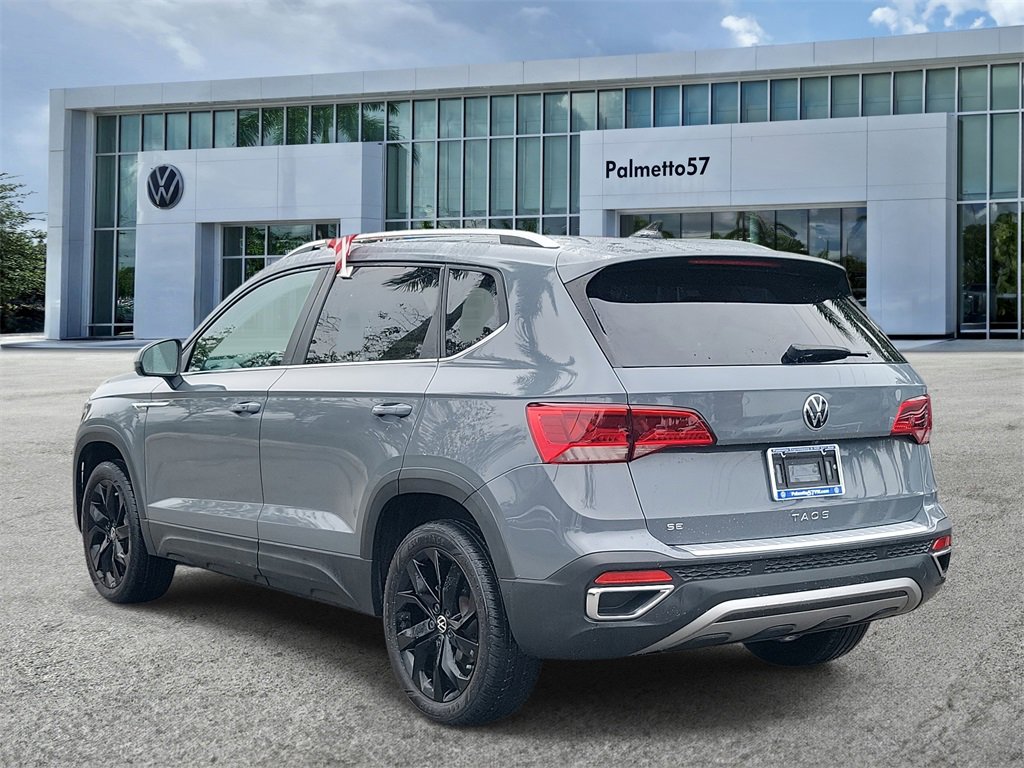 Used 2023 Volkswagen Taos SE w/ Black Wheel Package image 6