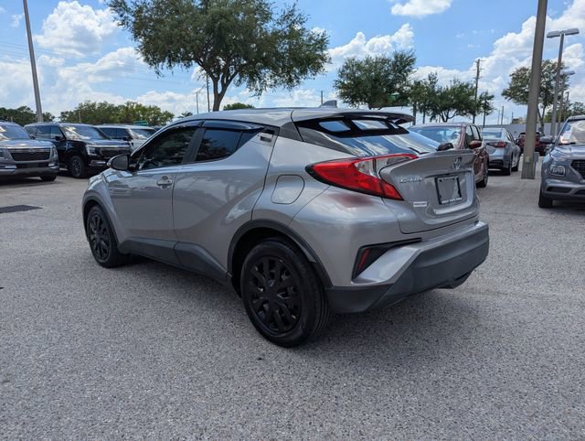 Used 2019 Toyota C-HR LE image 6
