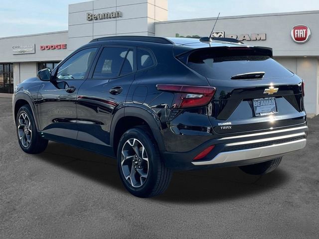 Used 2024 Chevrolet Trax LT FWD image 5