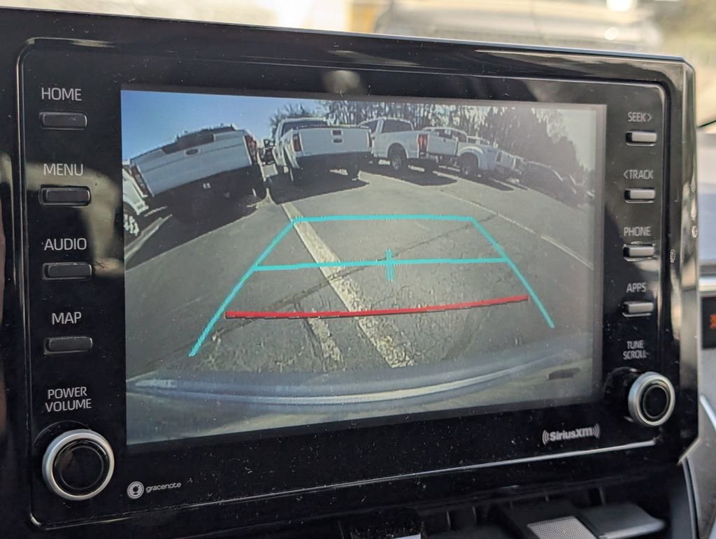 Used 2022 Toyota Corolla LE image 17