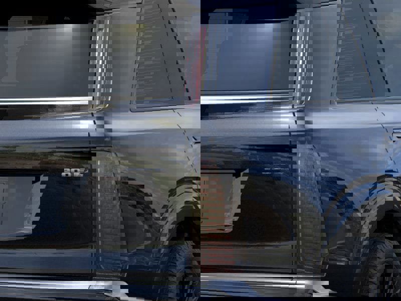 New 2026 Cadillac Vistiq Platinum image 11