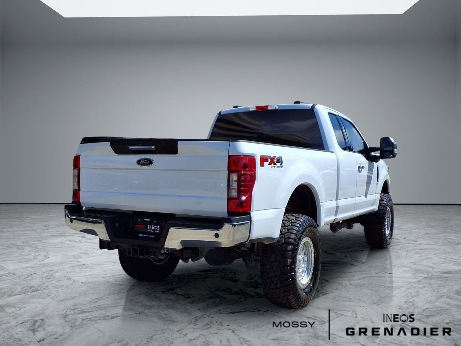 Used 2020 Ford F250 XLT w/ XLT Premium Package image 7