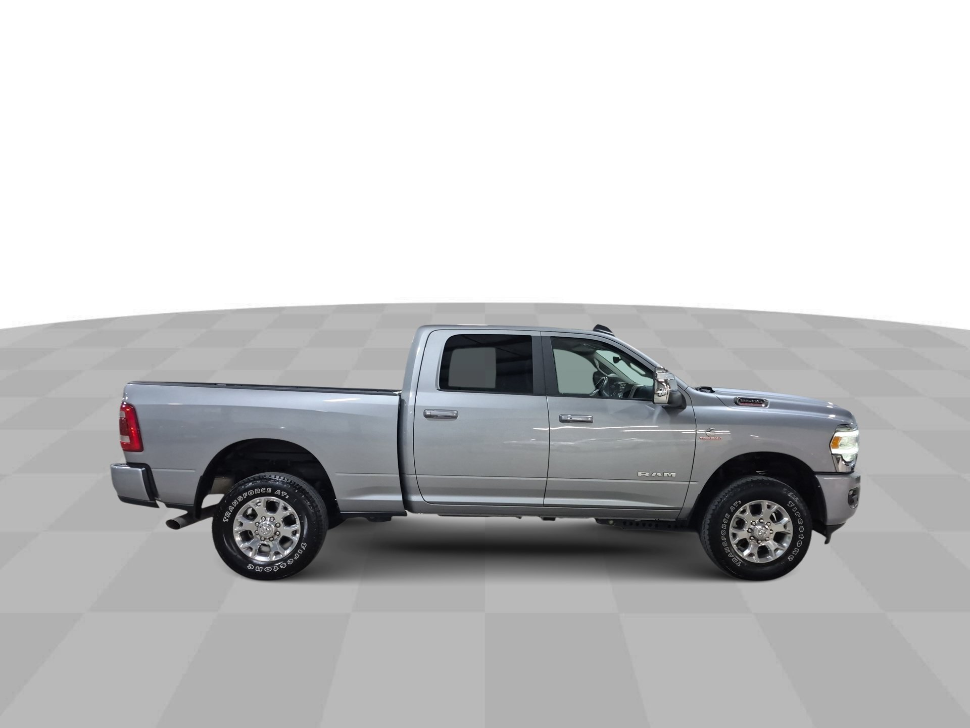 Used 2024 RAM 2500 Laramie w/ Safety Group AWD/4WD image 10
