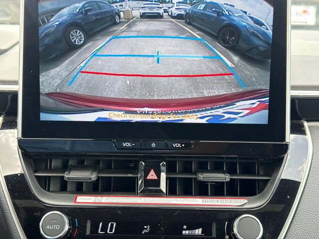 Used 2026 Toyota Corolla SE w/ SE Package FWD image 32