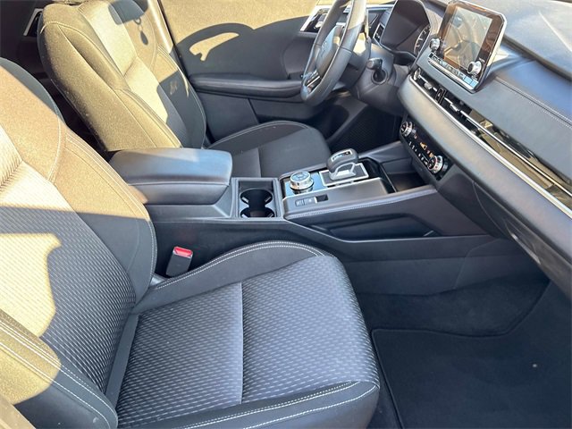Used 2024 Mitsubishi Outlander ES image 22