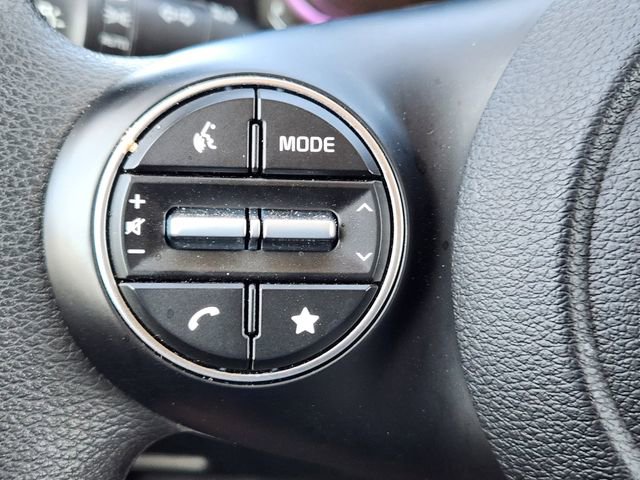 Certified 2025 Kia Soul LX FWD image 27