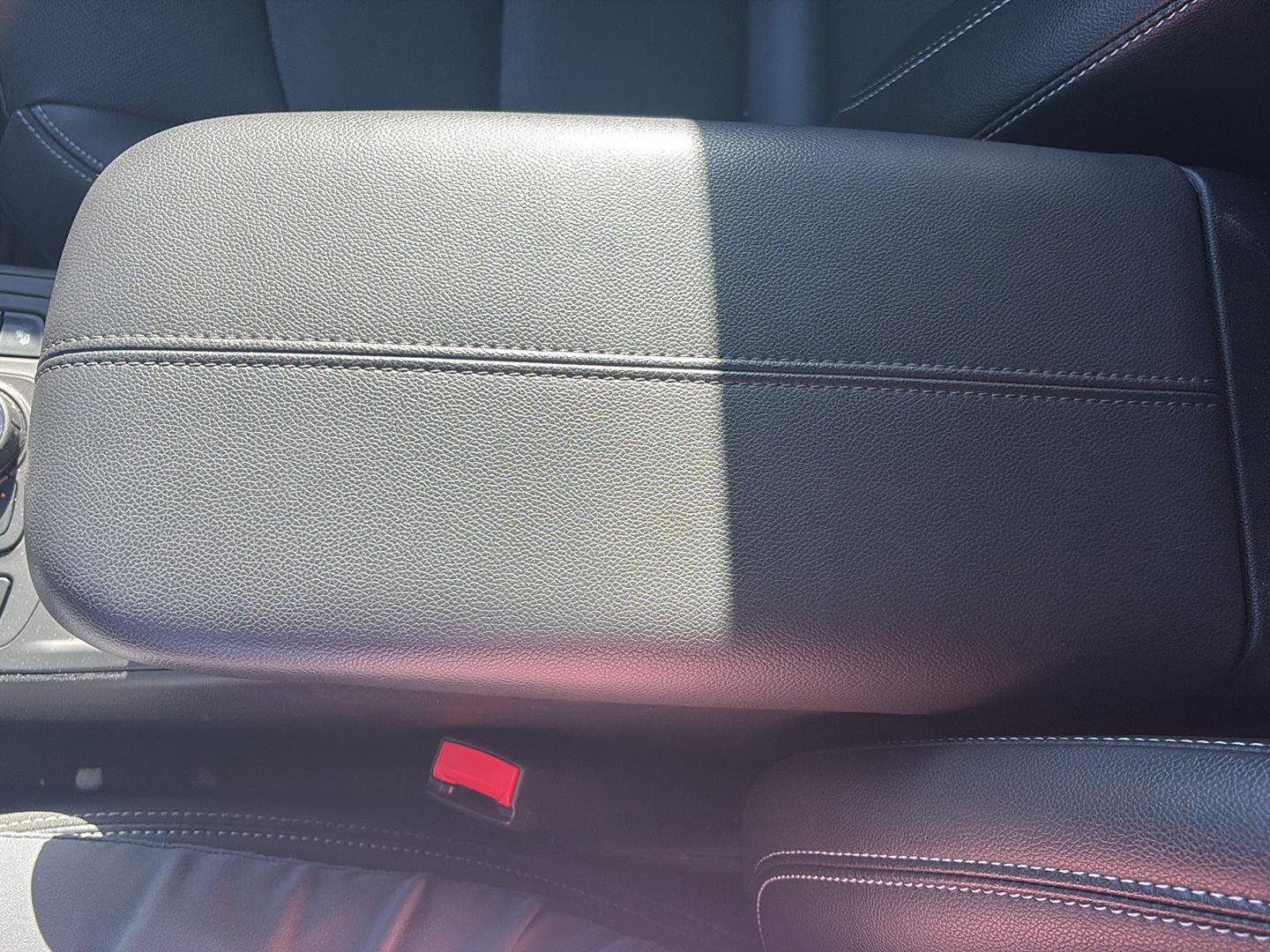 Used 2023 GMC Terrain SLT w/ Tech Package image 17