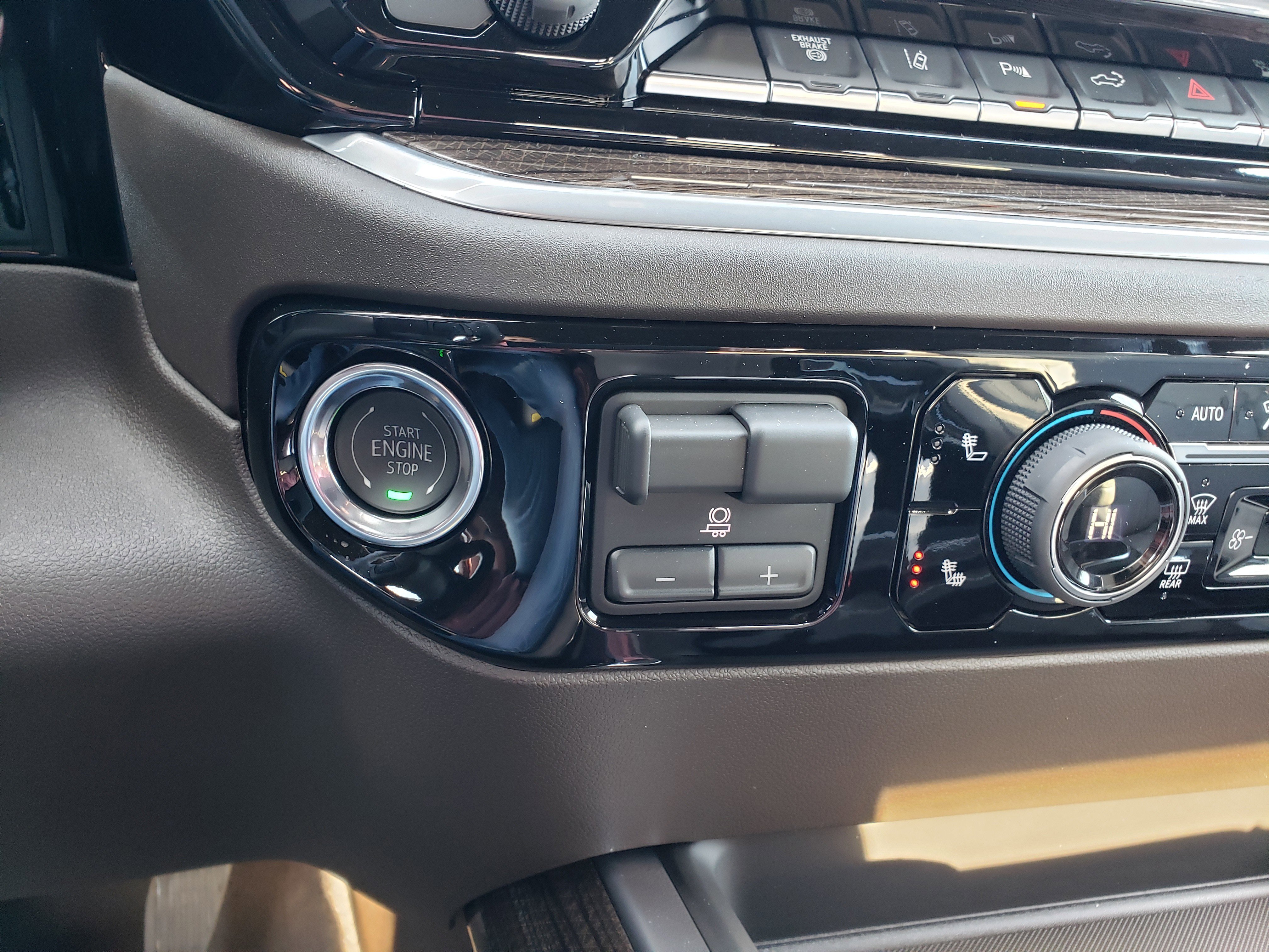 New 2026 Chevrolet Silverado 2500 LT w/ Z71 Chrome Sport Edition image 28