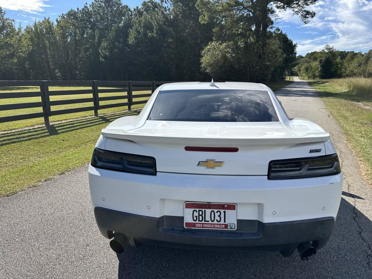 Used 2014 Chevrolet Camaro SS w/ RS Package RWD image 8