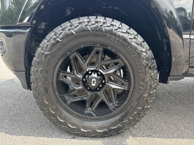 Used 2019 RAM 1500 Laramie AWD/4WD image 14