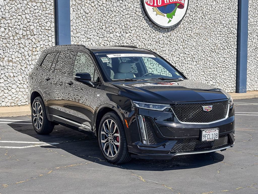 Used 2023 Cadillac XT6 Sport image 5