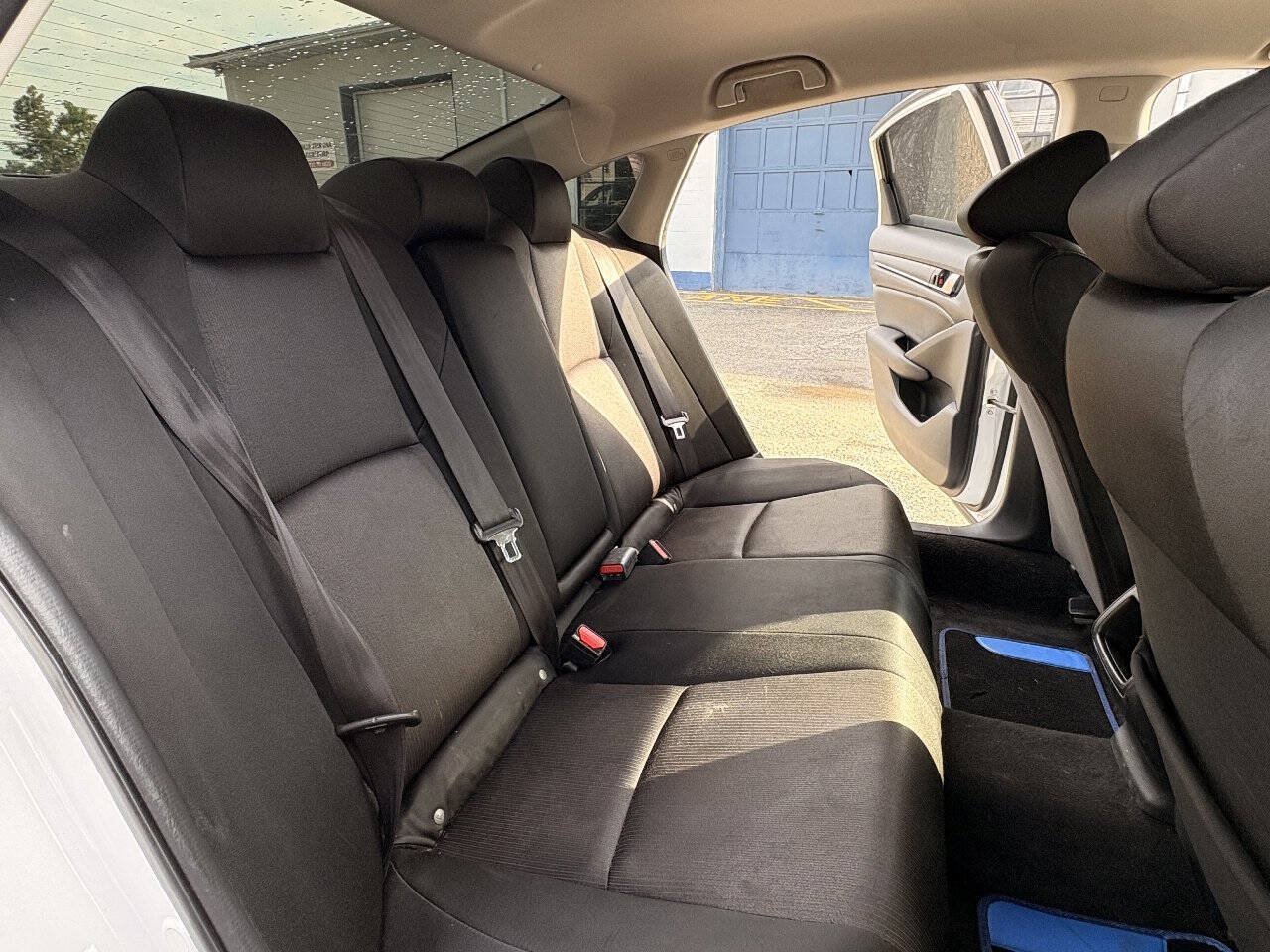 Used 2019 Honda Accord LX image 19