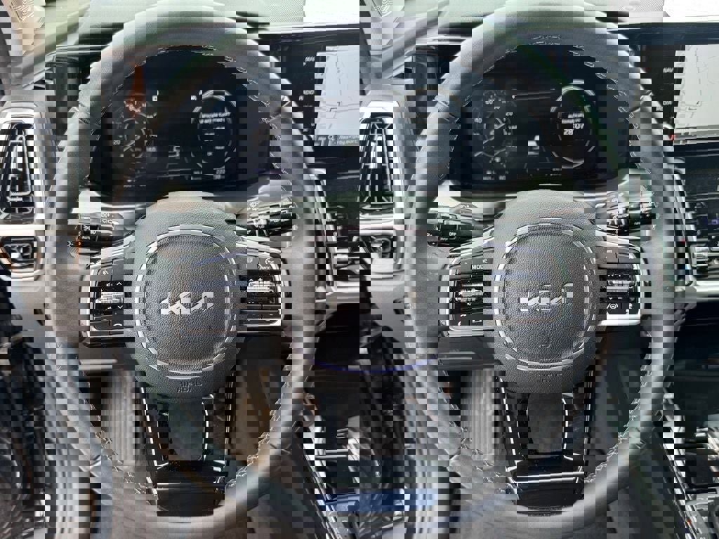 Used 2023 Kia Sorento SX image 22