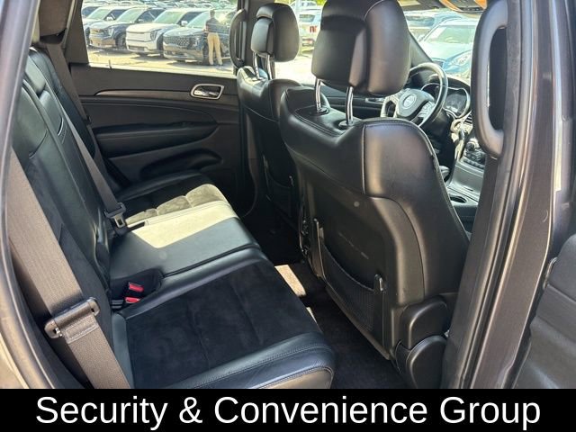 Used 2017 Jeep Grand Cherokee Altitude RWD image 7
