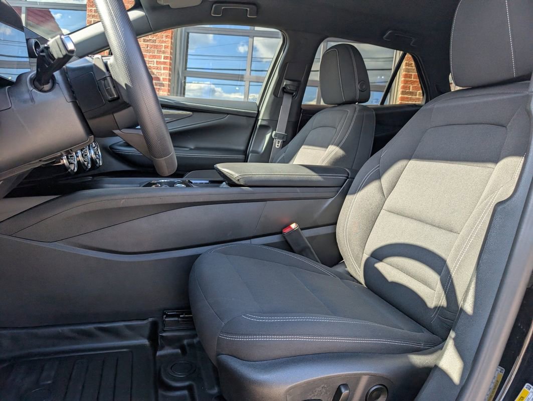 Used 2024 Chevrolet Blazer EV AWD Police image 18