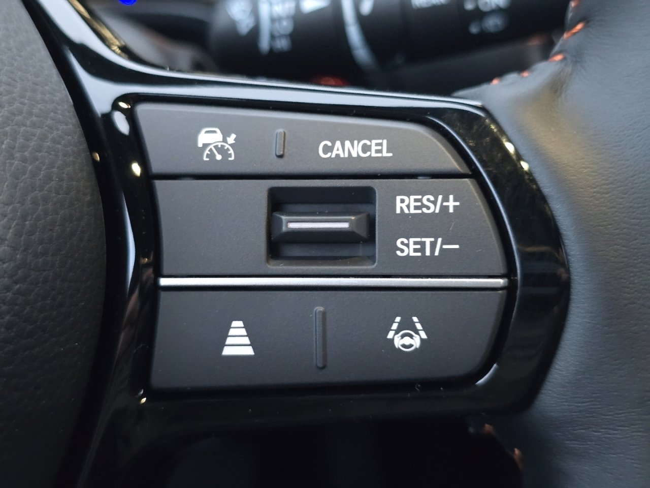 New 2026 Honda HR-V Sport image 31