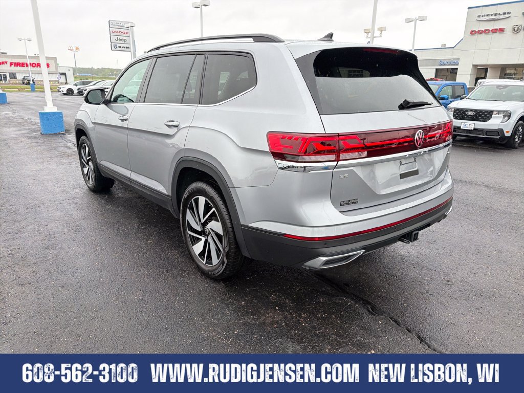 Used 2026 Volkswagen Atlas SE AWD/4WD image 3
