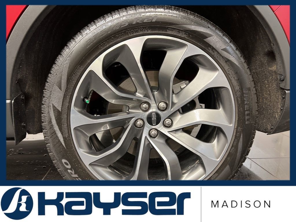 Used 2025 Lincoln Aviator Reserve w/ Illumination Package image 7