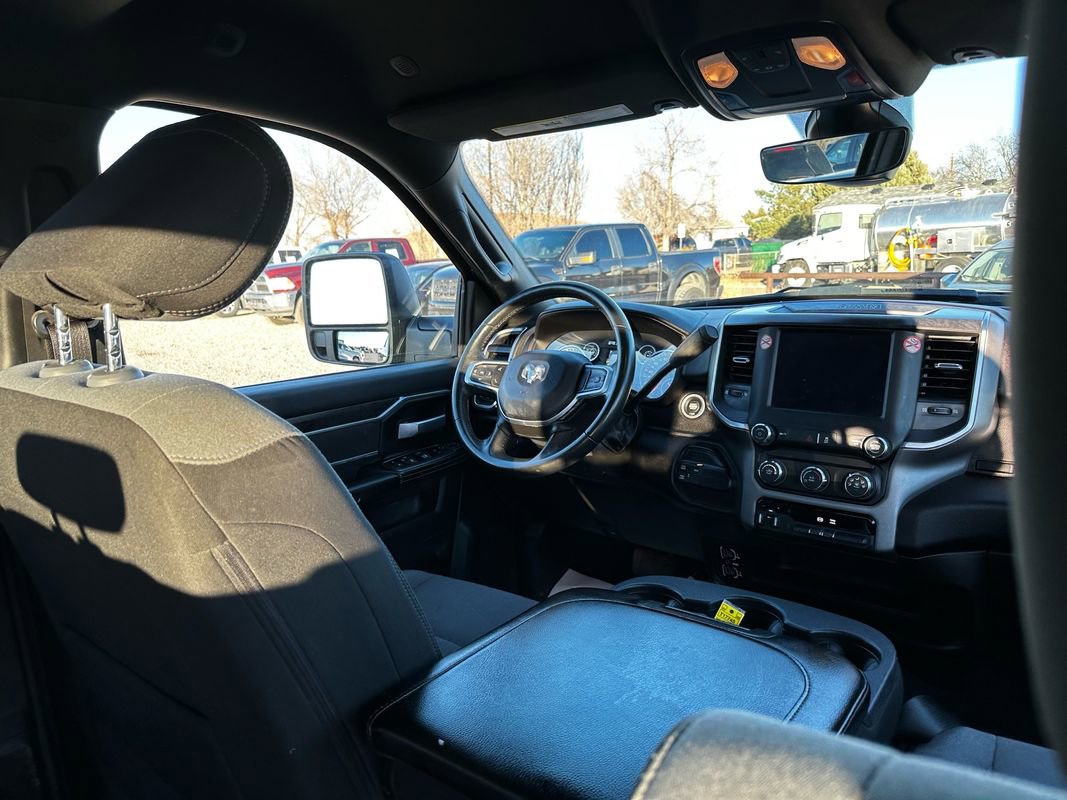 Used 2024 RAM 2500 Big Horn image 24