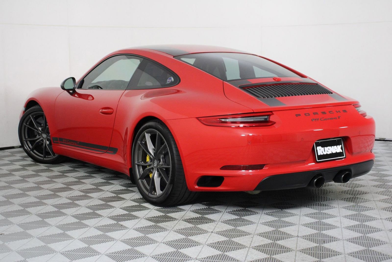 Certified 2019 Porsche 911 Carrera T RWD image 3