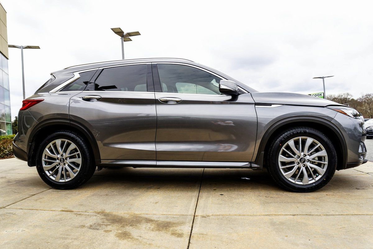 Used 2023 INFINITI QX50 Luxe w/ Cargo Package image 6