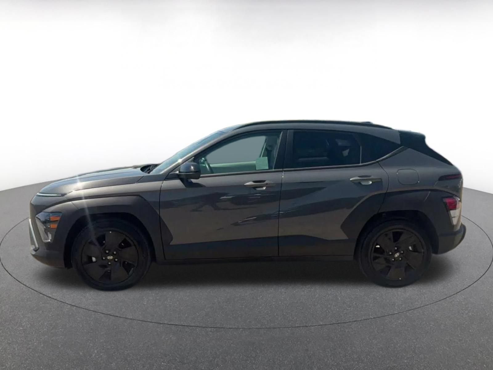 Used 2026 Hyundai Kona SEL Sport FWD image 9