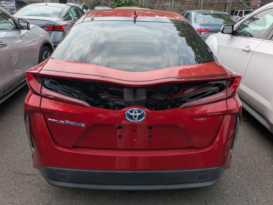 Used 2018 Toyota Prius Prime Premium w/ Carpet Mat Package FWD image 5