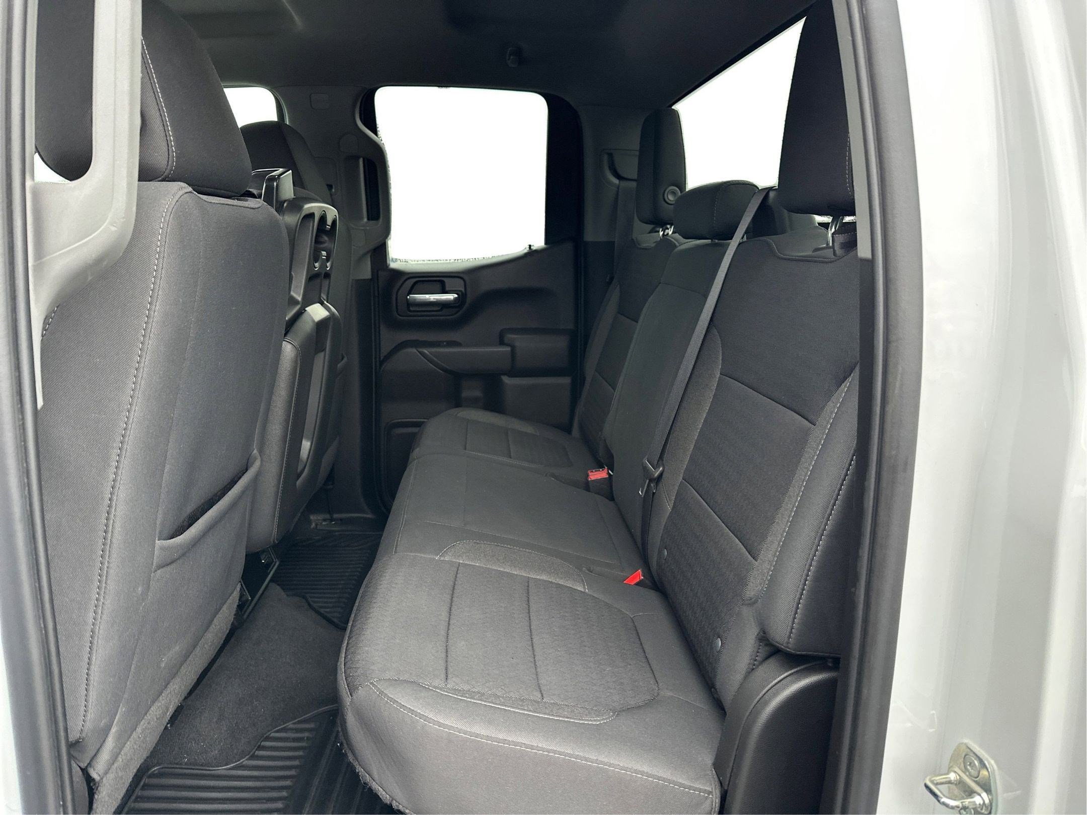 Used 2021 Chevrolet Silverado 1500 LT w/ Fleet Comfort Package image 10