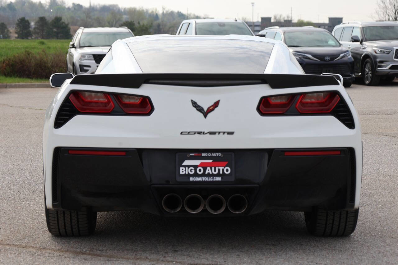 Used 2019 Chevrolet Corvette Stingray Coupe w/ Carbon Flash Badge Package image 10