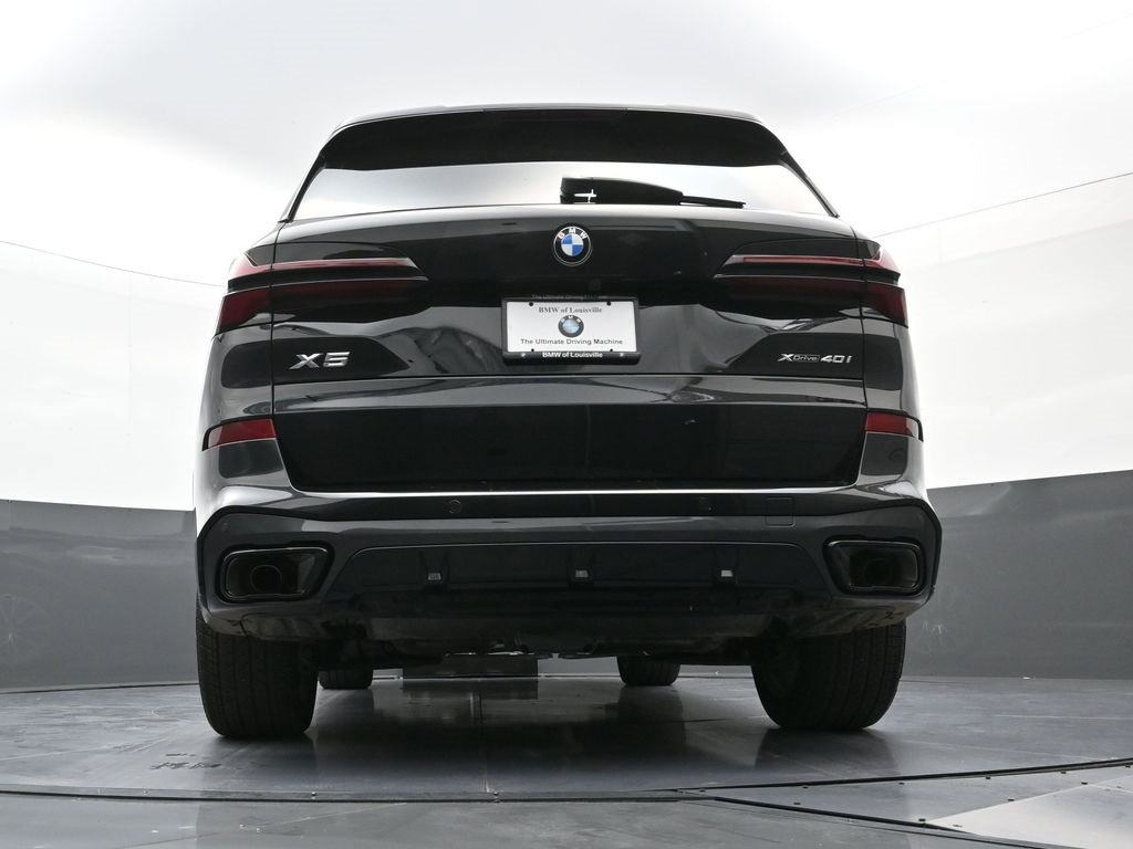 Used 2026 BMW X5 xDrive40i w/ M Sport Package image 29
