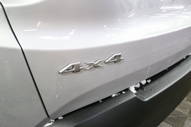 Used 2017 Jeep Renegade Limited image 10