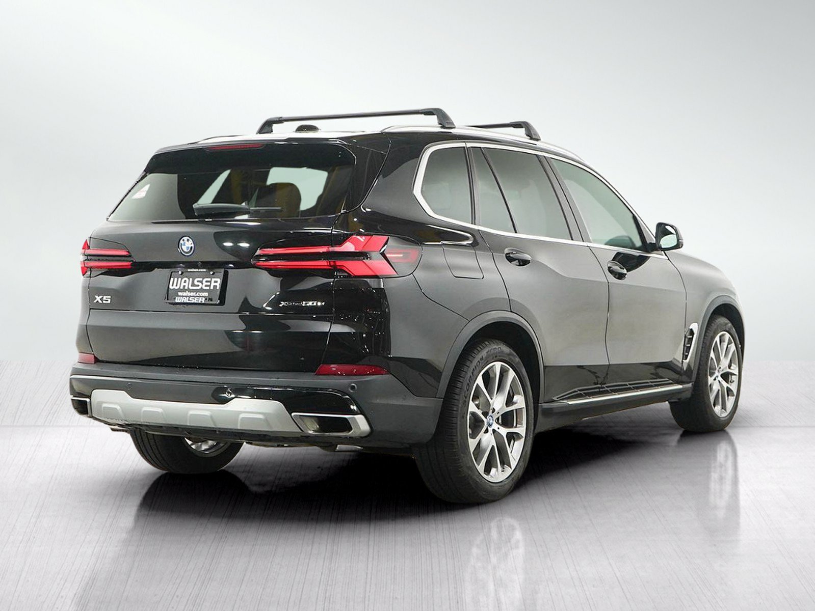 Used 2025 BMW X5 xDrive50e AWD/4WD image 5