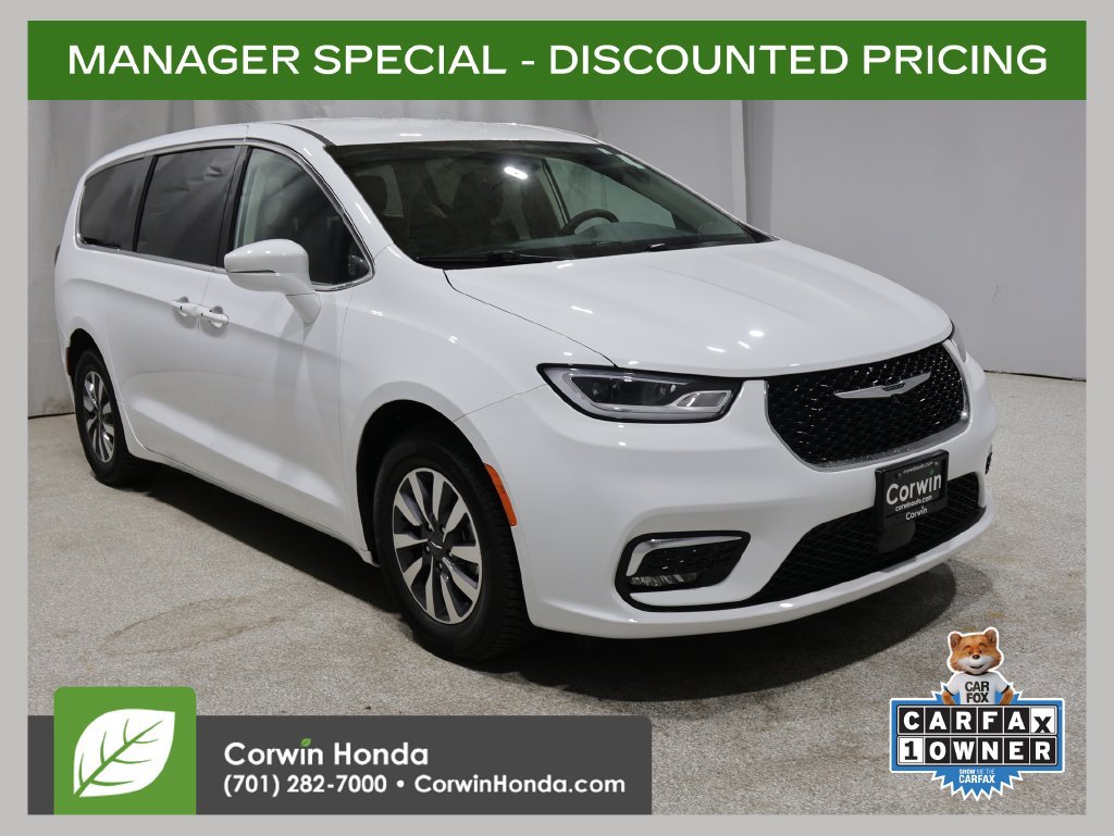 Used 2022 Chrysler Pacifica Touring-L