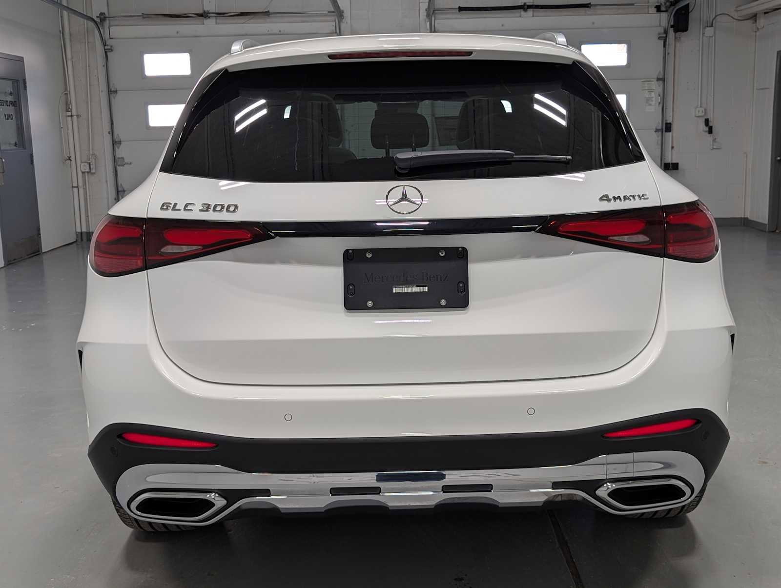New 2026 Mercedes-Benz GLC 300 GLC 300 image 8