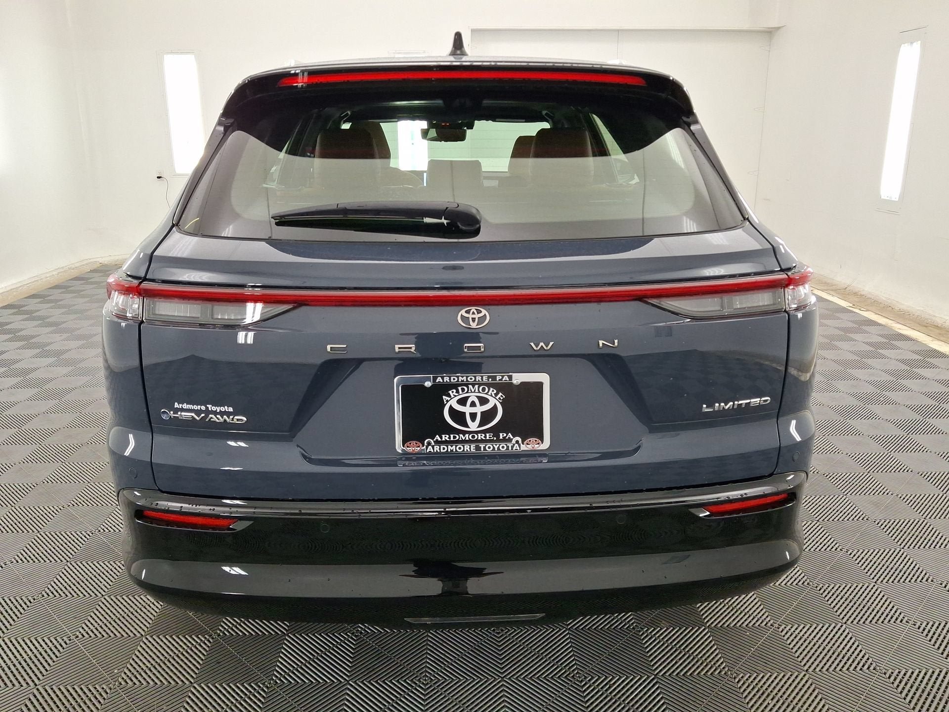 Certified 2025 Toyota Crown Signia AWD/4WD image 23