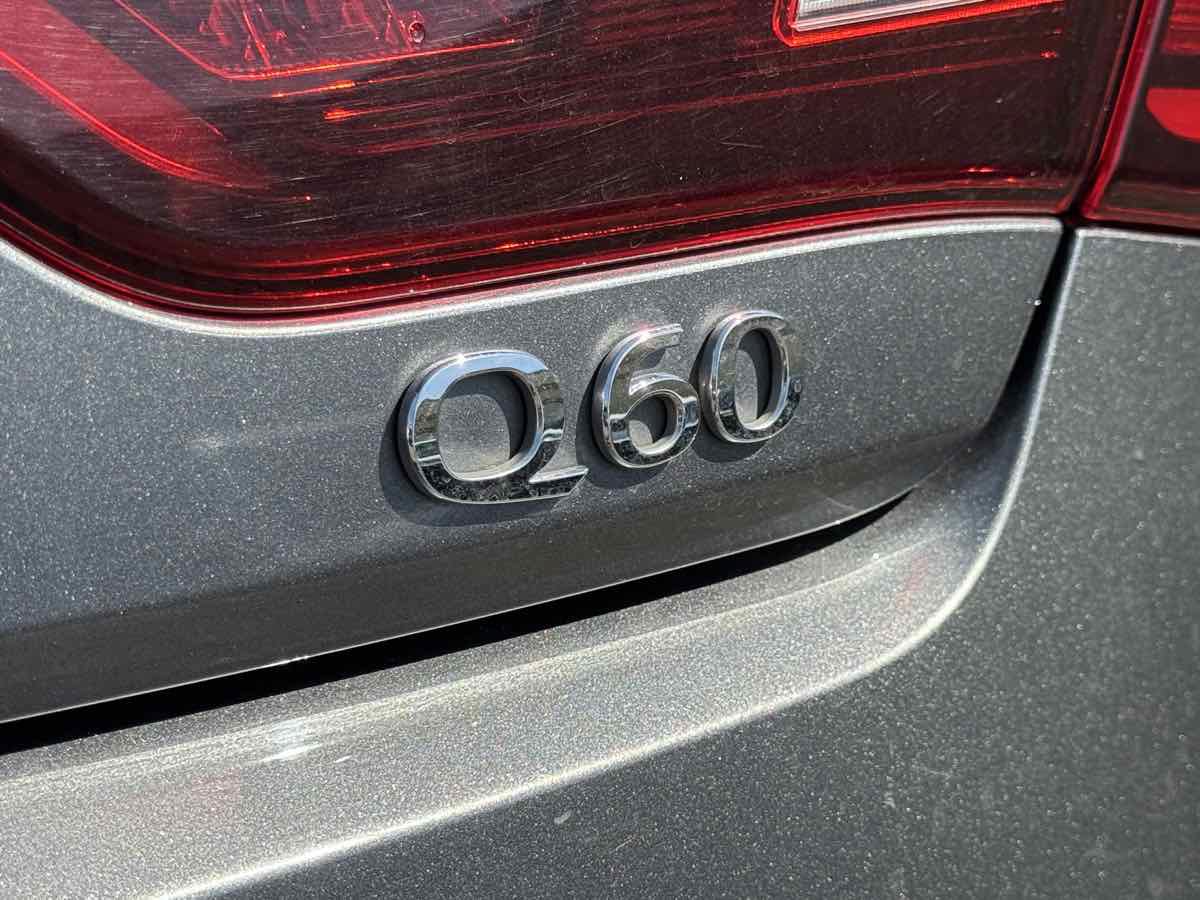Used 2020 INFINITI Q60 3.0t Luxe RWD image 10
