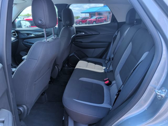 Used 2025 Chevrolet TrailBlazer LT AWD/4WD image 24