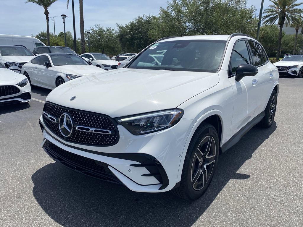 Certified 2025 Mercedes-Benz GLC 300 4MATIC image 7