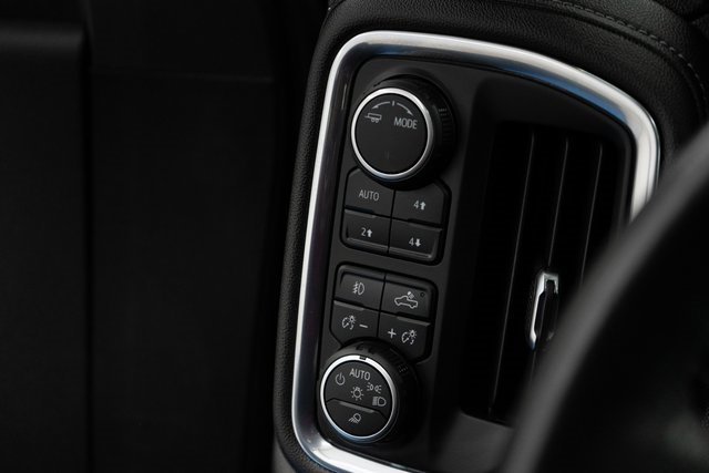 Used 2021 Chevrolet Silverado 1500 LTZ image 26