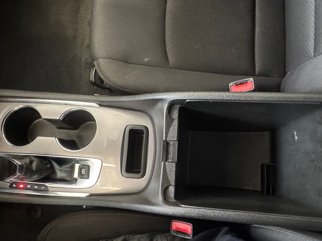 Used 2023 Chevrolet Malibu LT image 23