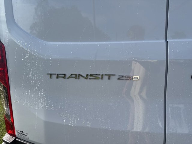 New 2025 Ford Transit 250 148 Medium Roof image 17