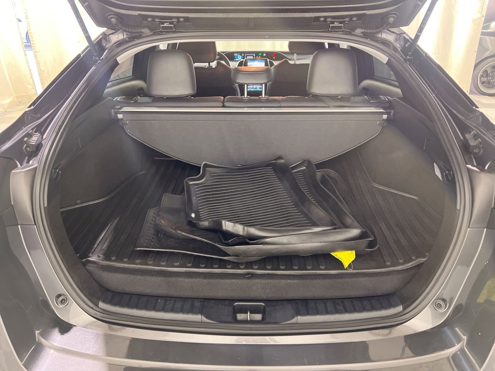 Used 2022 Toyota Prius Prime XLE image 26